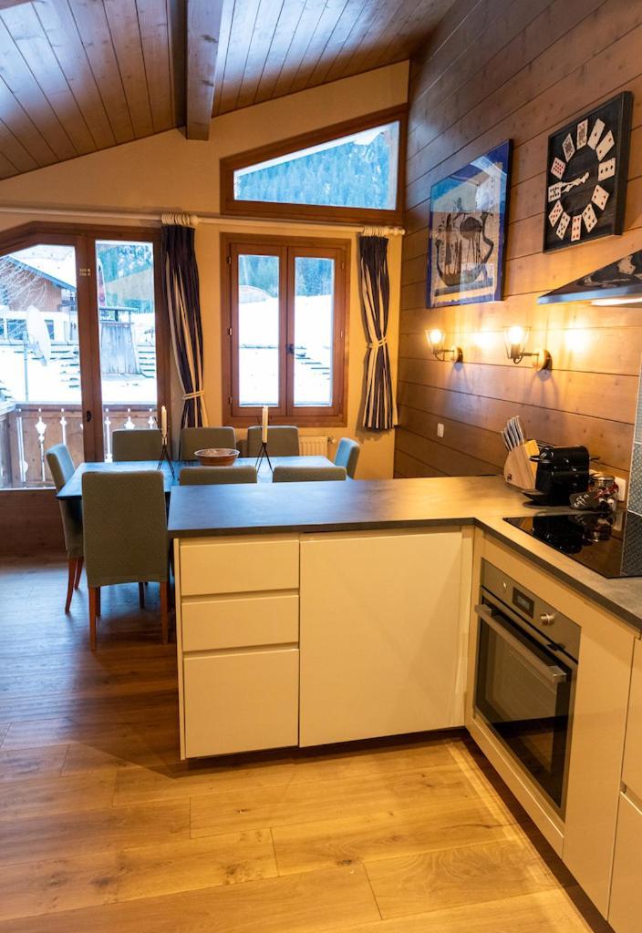 Hotel Et Chalet Au Coin Du Feu Chilly Powder Morzine Exteriör bild