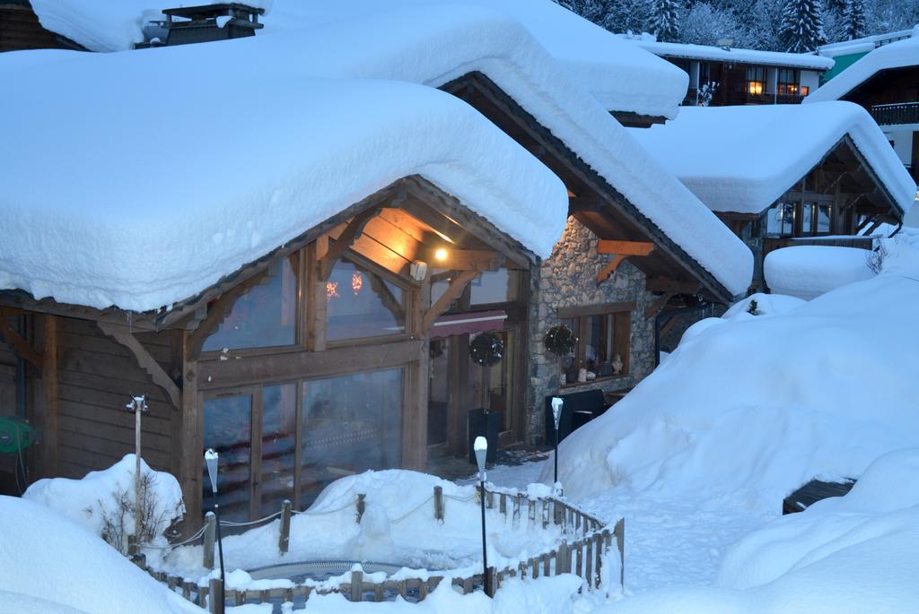 Hotel Et Chalet Au Coin Du Feu Chilly Powder Morzine Exteriör bild
