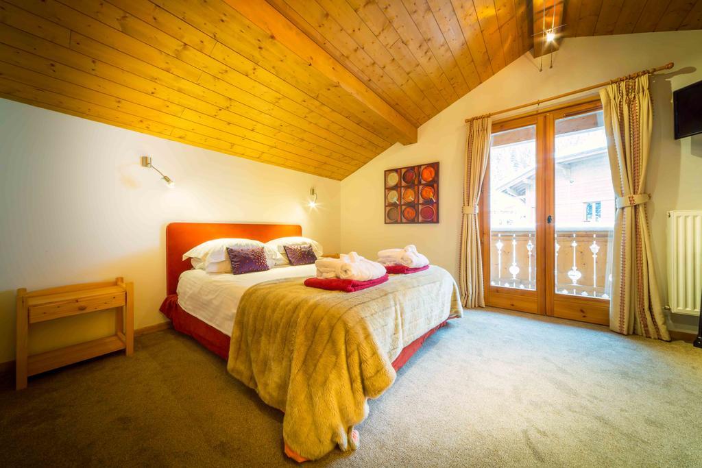 Hotel Et Chalet Au Coin Du Feu Chilly Powder Morzine Exteriör bild